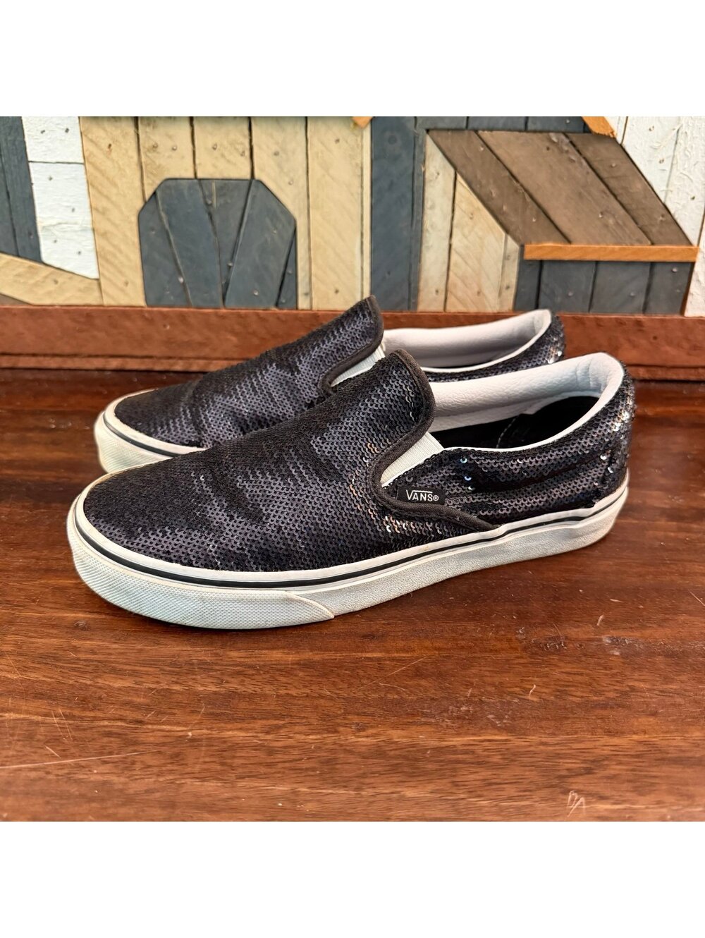 Vans Women's Classic Slip-On Sequin Sneakers Black Silver Size 7.5
